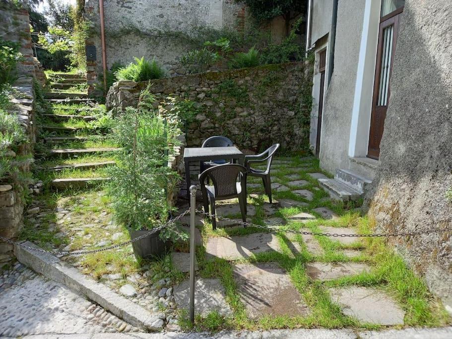 The Door Of The Castle Apartment Menaggio Luaran gambar