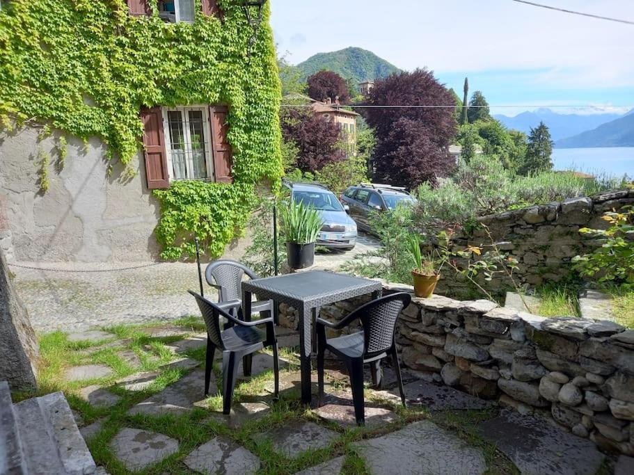 The Door Of The Castle Apartment Menaggio Luaran gambar