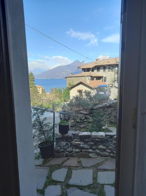 The Door Of The Castle Apartment Menaggio Luaran gambar